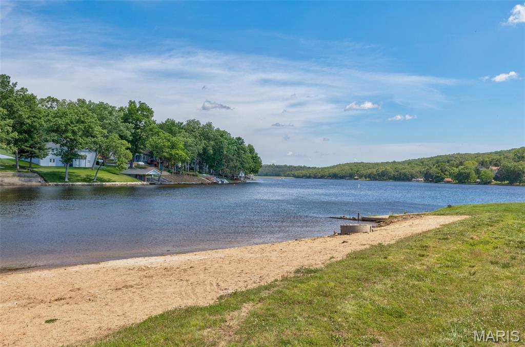 Lake Forest - Land