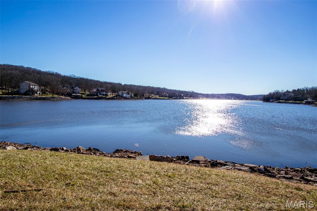 Lake Forest - Land