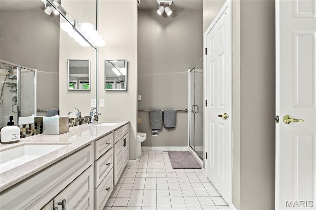 Turnberry Place - Residential