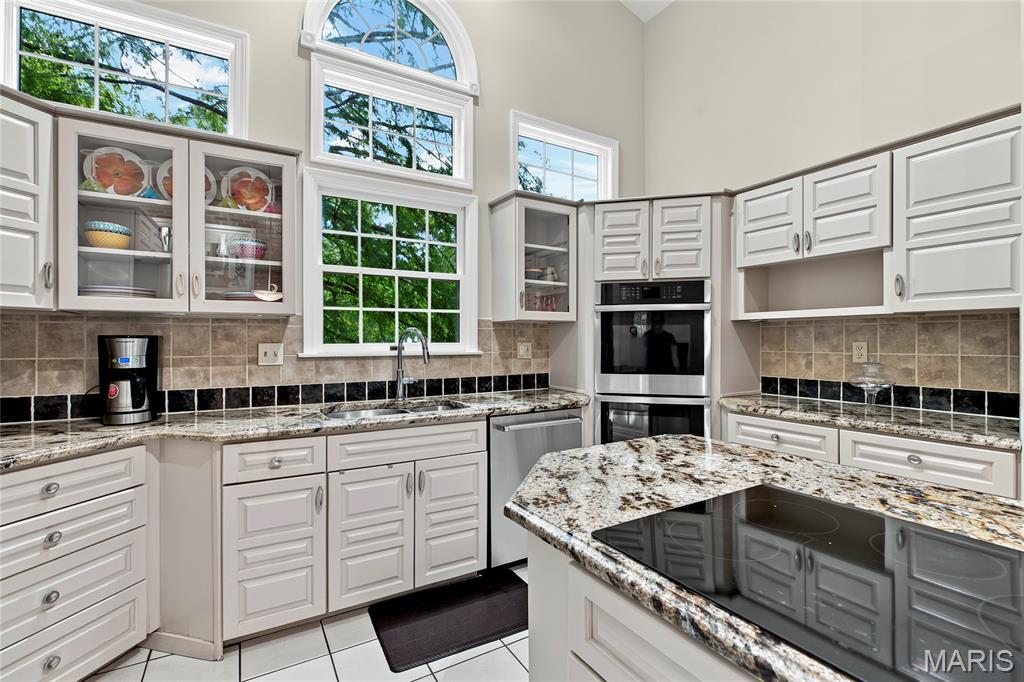 Turnberry Place - Residential