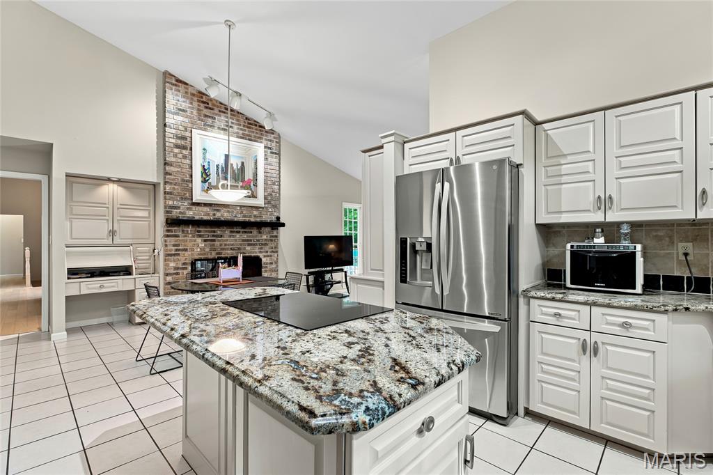 Turnberry Place - Residential