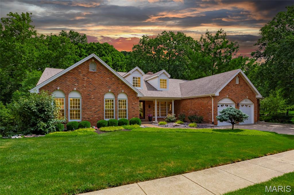 Turnberry Place - Residential