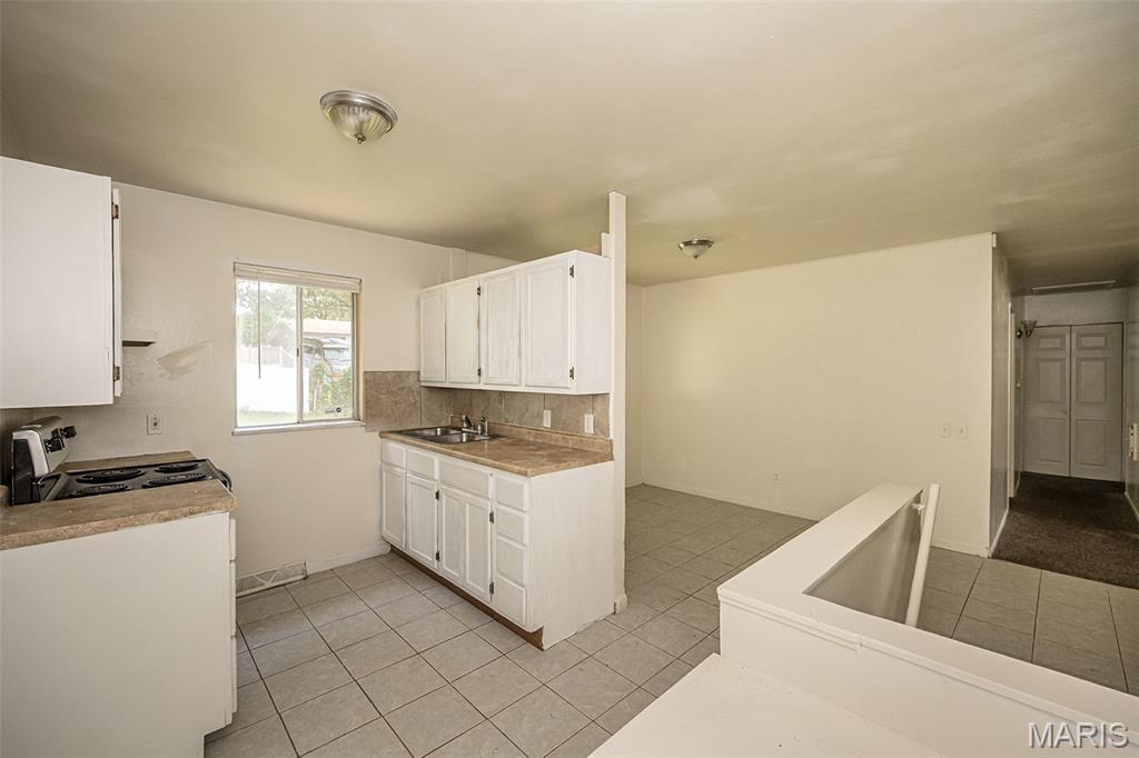 Hathaway Manor 19 - Residential