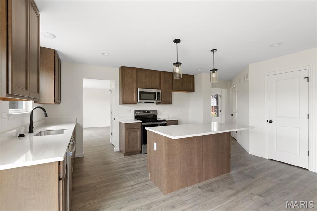 Fox Run 147 - Residential