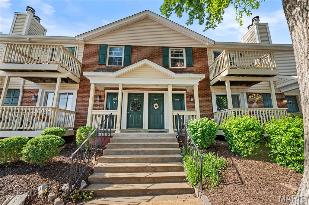Brentwood Forest Condo Ph Eight - Residential