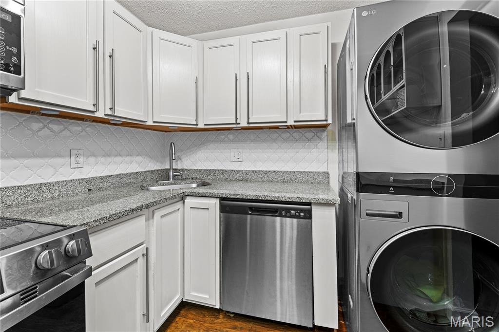 Brentwood Forest Condo Ph Eight - Residential
