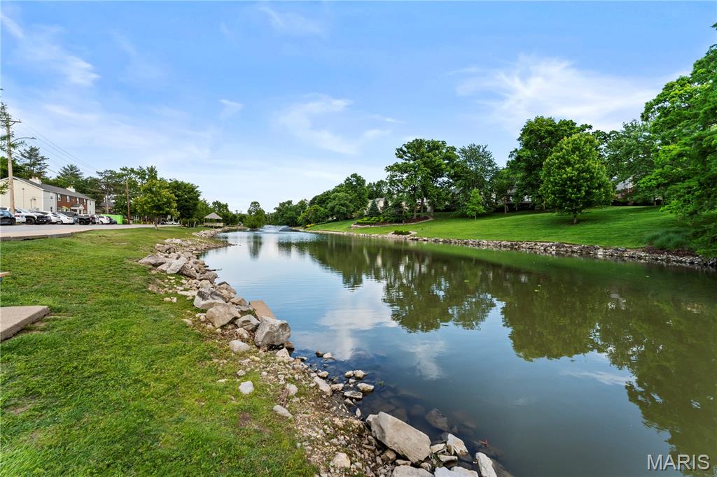 Brentwood Forest Condo Ph Eight - Residential