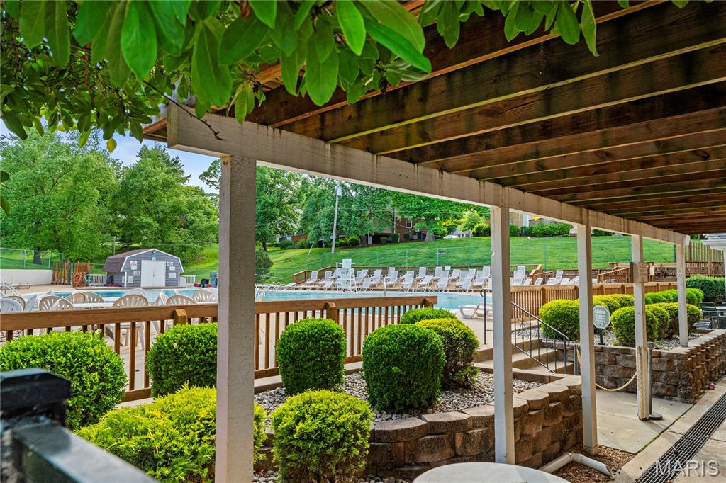 Brentwood Forest Condo Ph Eight - Residential