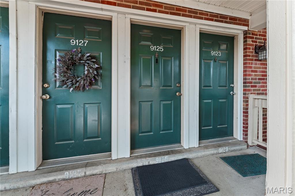 Brentwood Forest Condo Ph Eight - Residential