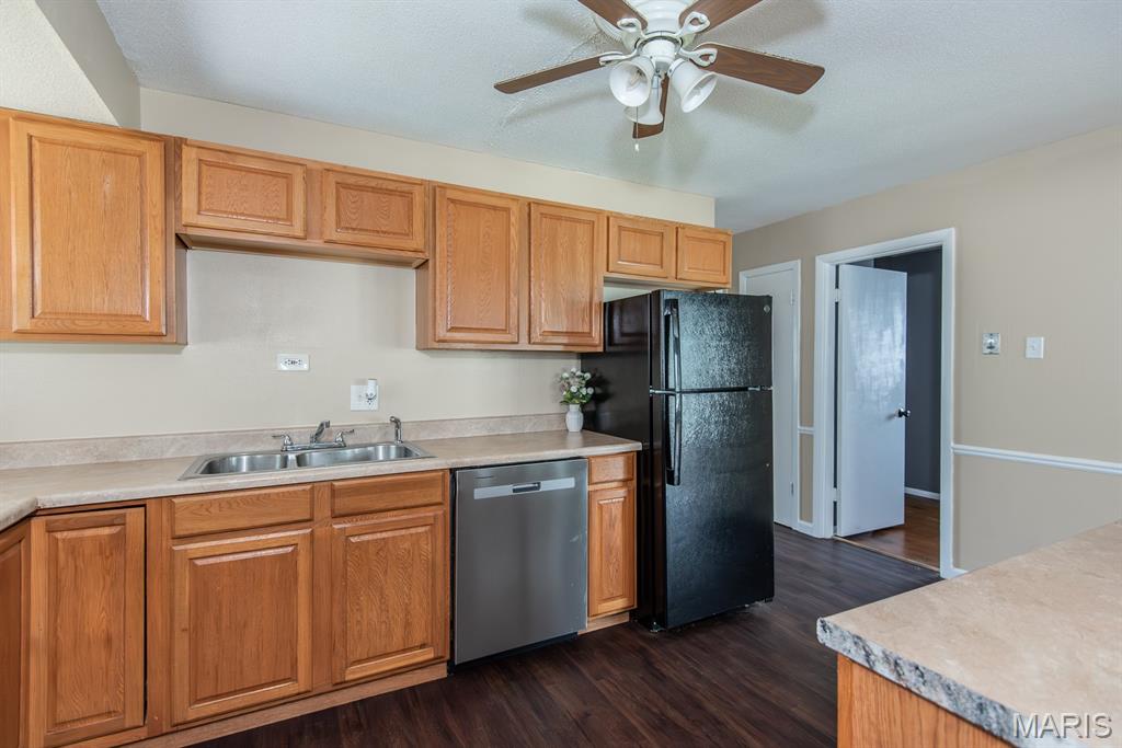 Glasgow Village Unit 16 - Residential
