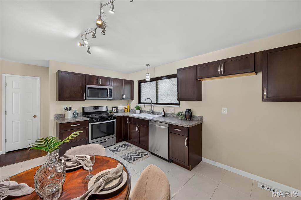 Flamingo Park 13 - Residential