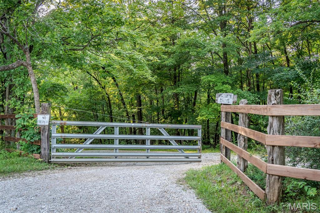 Woods Valley - Farm