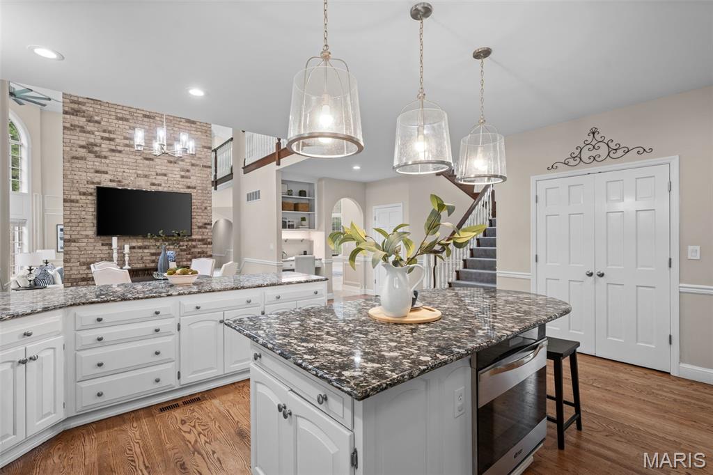 Deer Pointe Estates - Residential