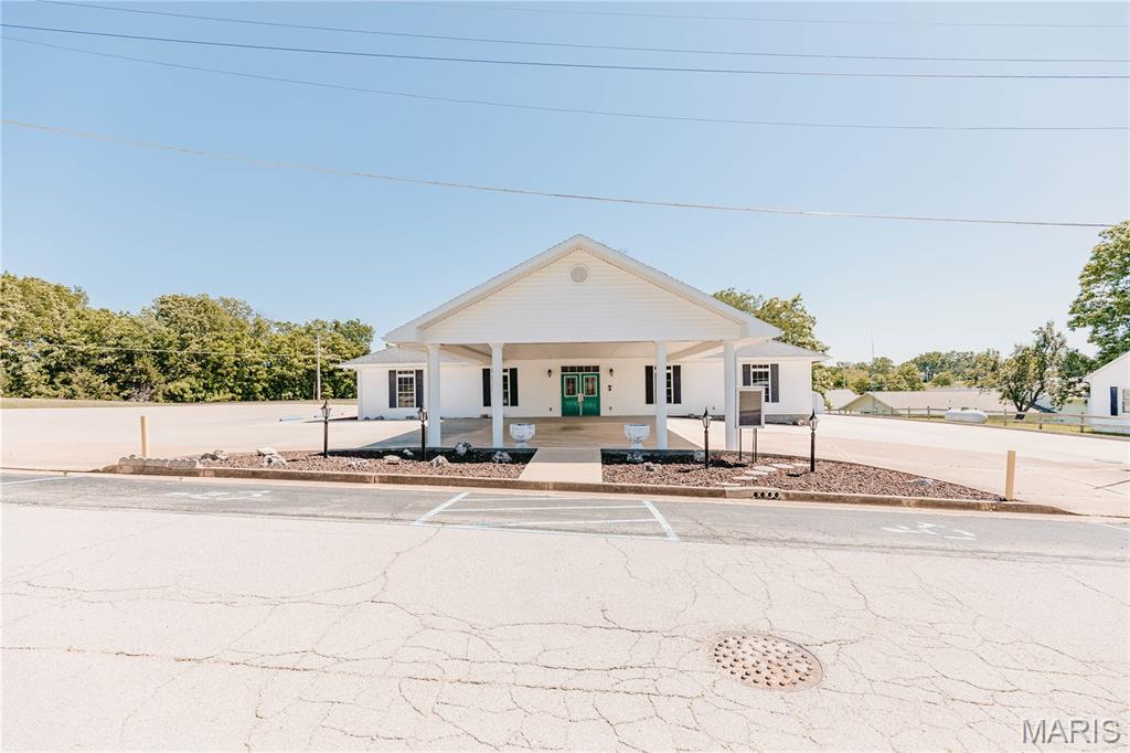 Murphys addition - Commercial Sale