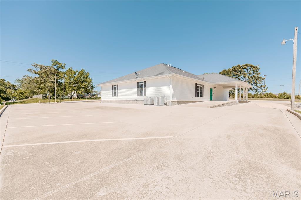 Murphys addition - Commercial Sale
