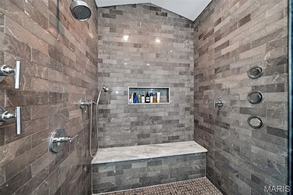 Clayton Gardens 2 - Residential
