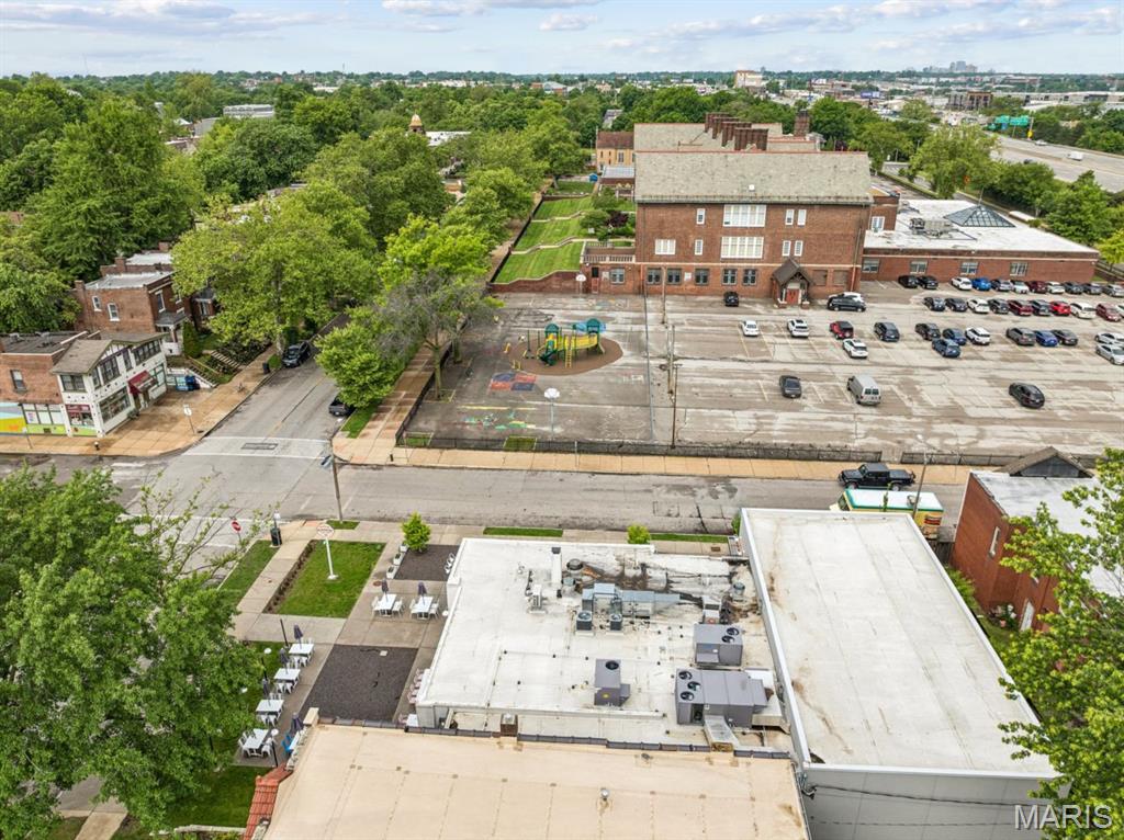 Shaw Add - Commercial Sale