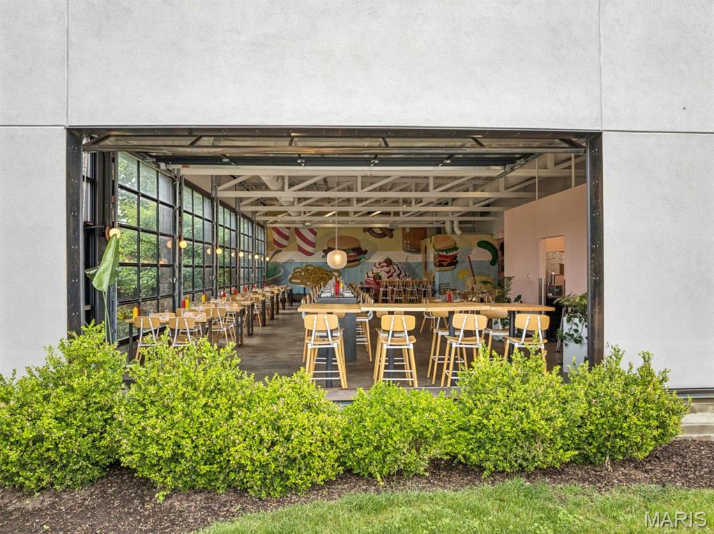 Shaw Add - Commercial Sale