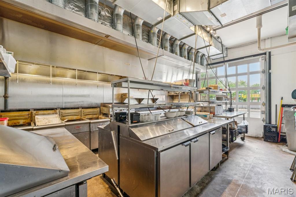 Shaw Add - Commercial Sale