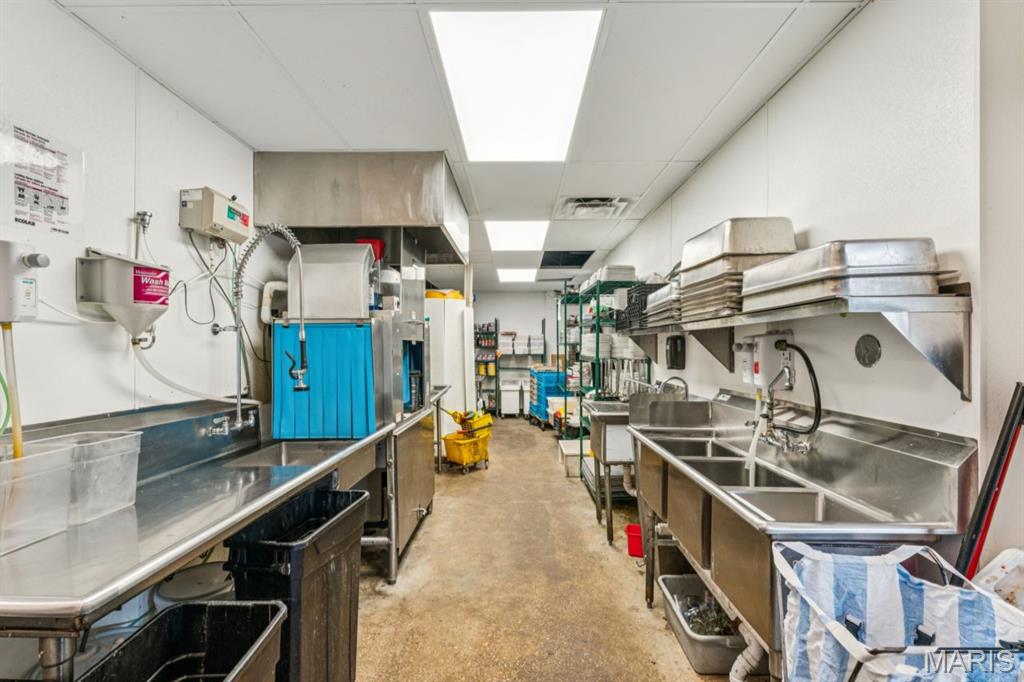 Shaw Add - Commercial Sale