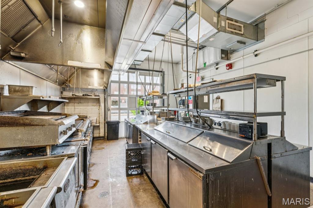 Shaw Add - Commercial Sale