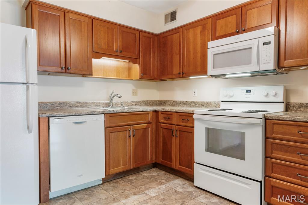 Trianon At Southwoods Condo Lt - Residential