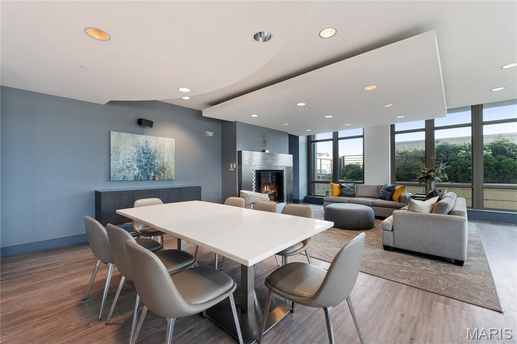 Park East Tower Condos - Residential