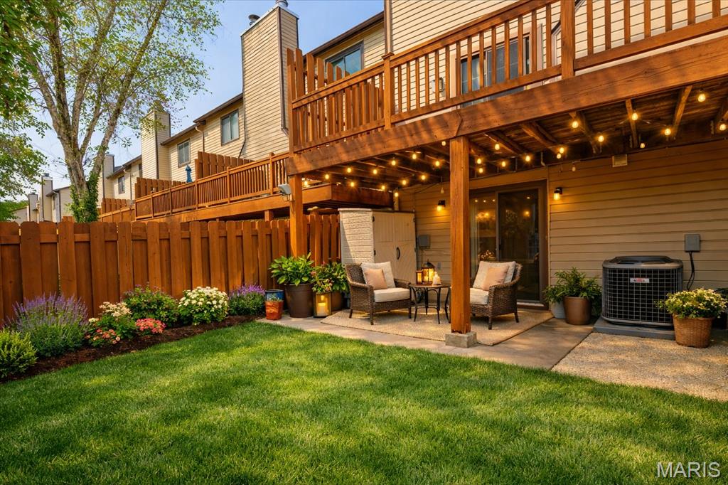 Treetop Condo - Residential