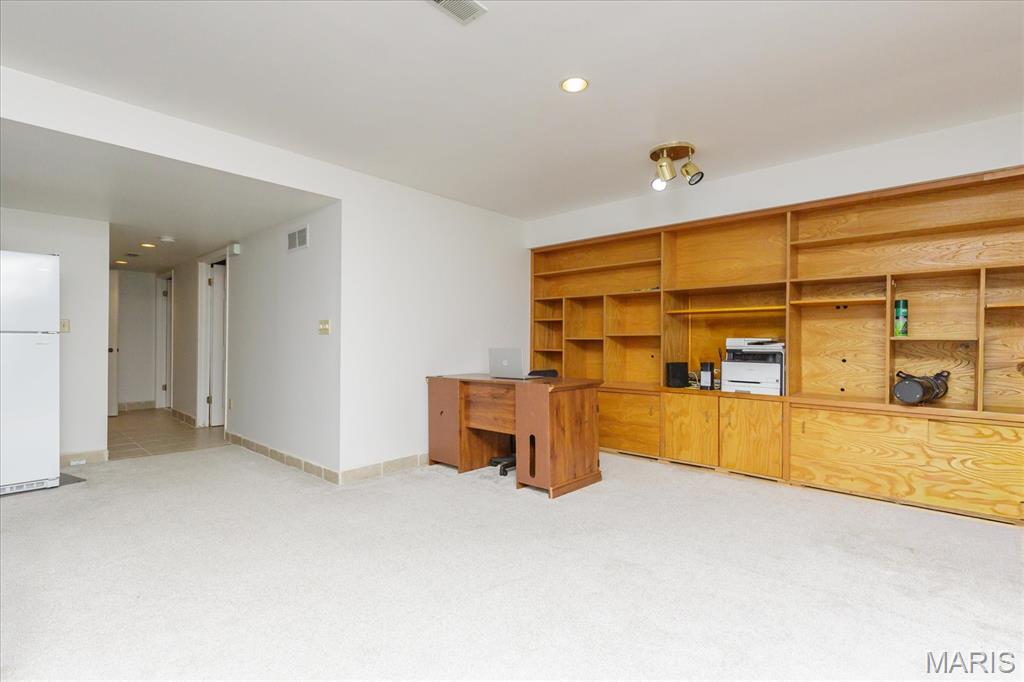 Treetop Condo - Residential