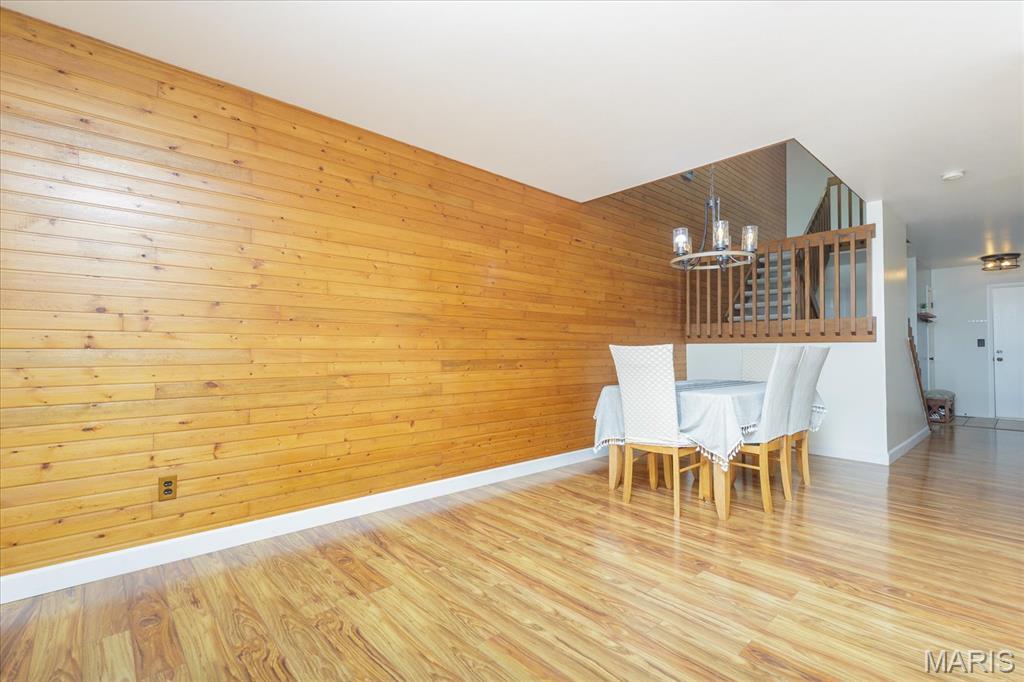 Treetop Condo - Residential
