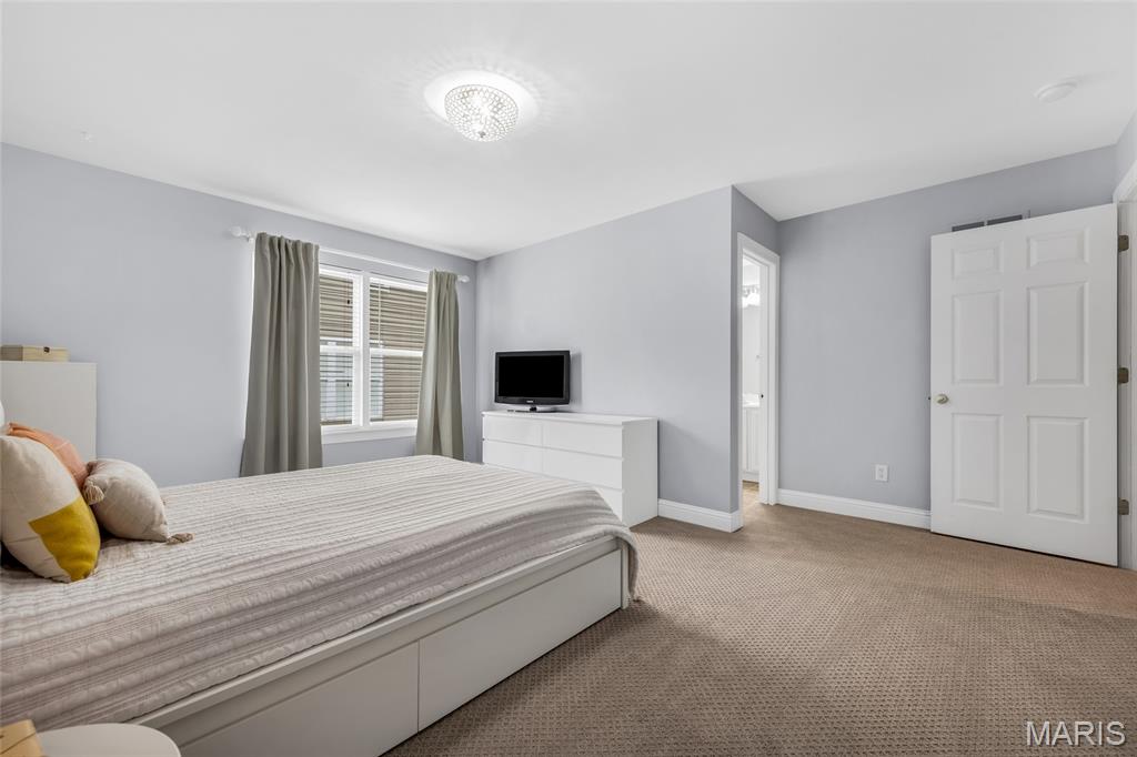 Madison Park Manor - Residential