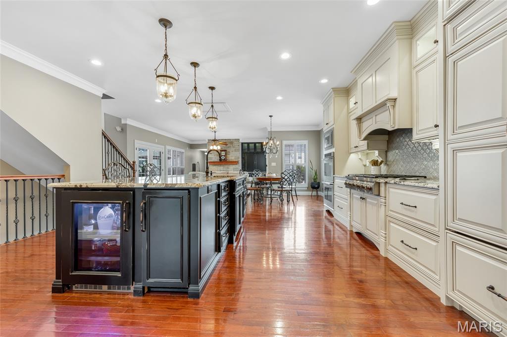 Madison Park Manor - Residential