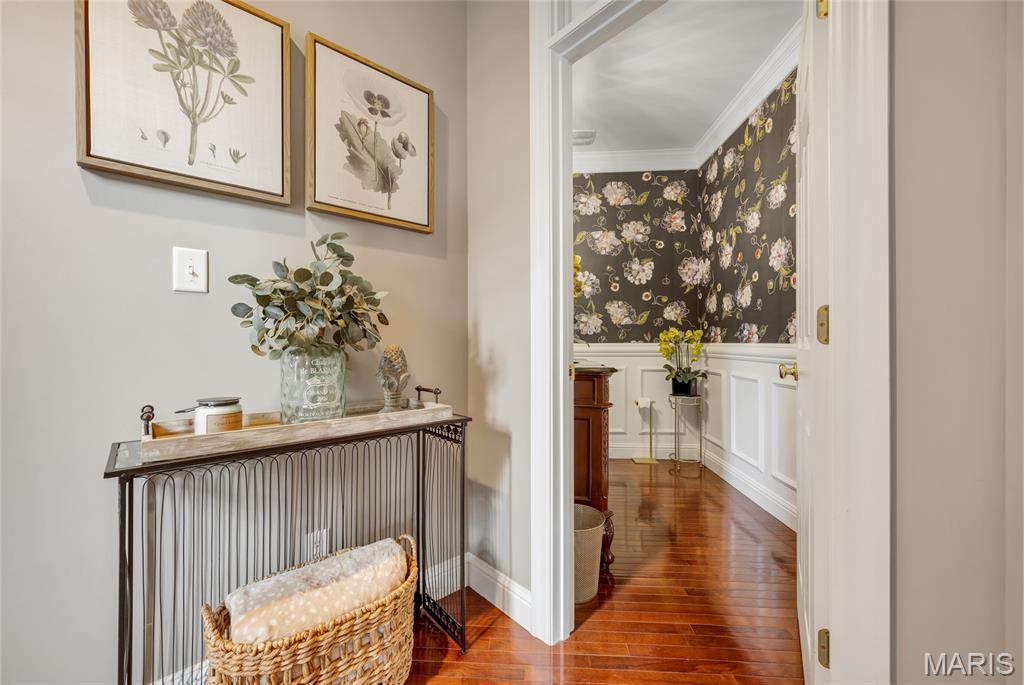 Madison Park Manor - Residential