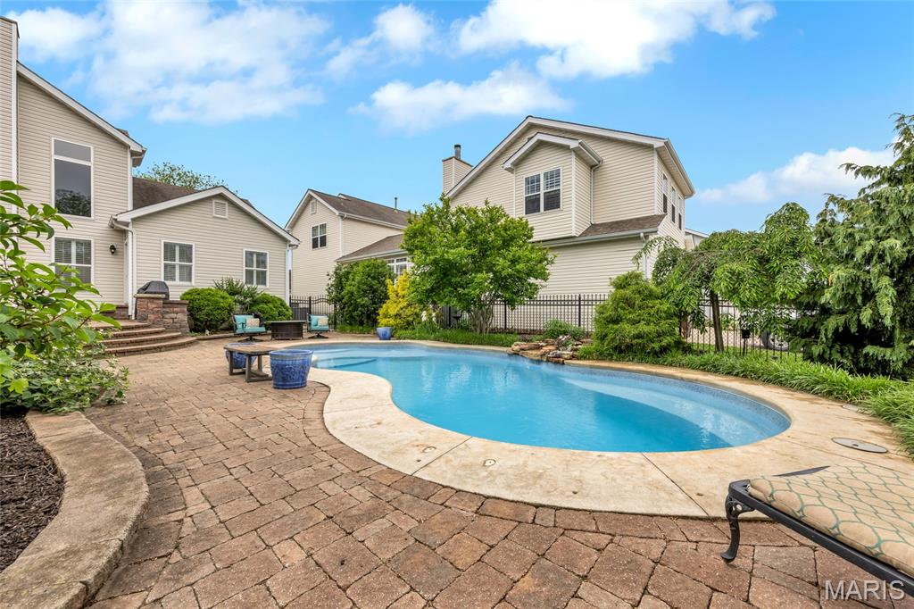 Madison Park Manor - Residential