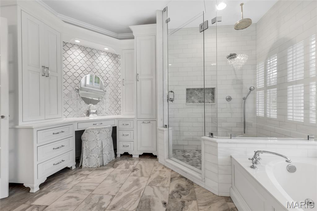 Madison Park Manor - Residential