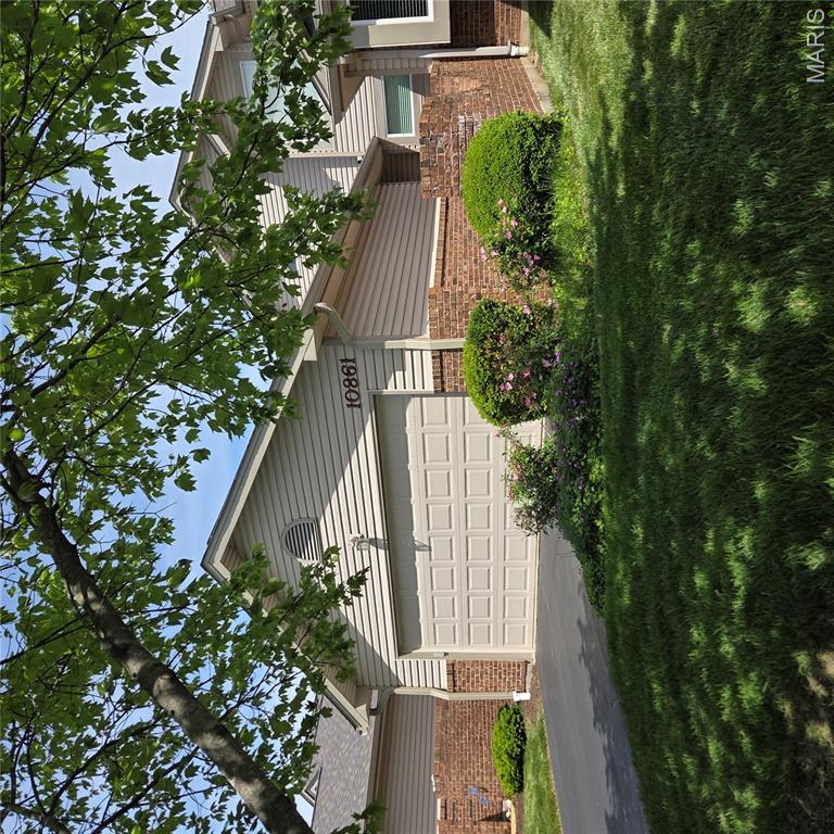 Briarcliff Condo Ii Ph Iii - Residential
