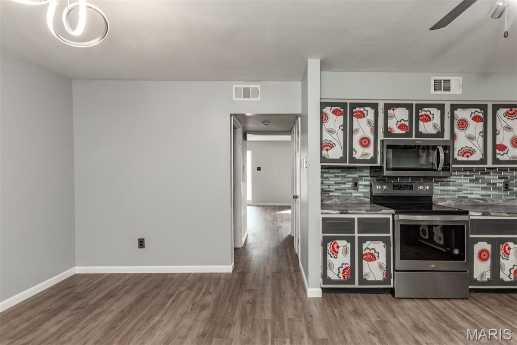 Sakura Gardens Condo - Residential