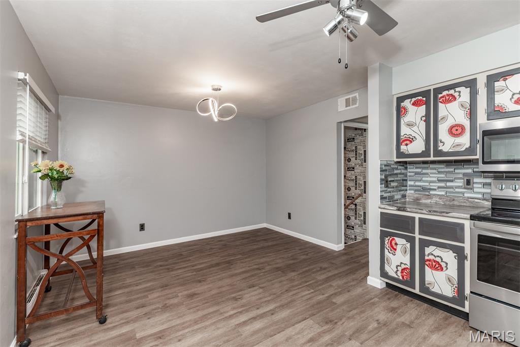 Sakura Gardens Condo - Residential