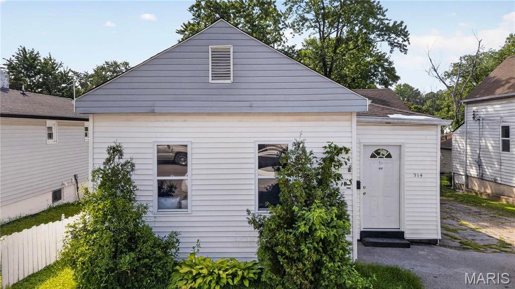 Welcome home to this charming, move-in-ready ranch offering the perfect blend of comfort and updates! The open concept kitchen features brand-new appliances and flows seamlessly into the main living area, making it ideal for everyday living and entertaining. Enjoy the convenience of main-floor laundry, a cozy sunroom, two comfortable bedrooms, and a beautifully updated full bathroom. Step outside to a spacious deck overlooking the large backyard perfect for relaxing, grilling, or entertaining guests. Additional updates include a newer roof and a brand-new HVAC system, providing comfort and peace of mind for years to come. Don't miss this wonderful opportunity to own a beautifully updated home with modern conveniences and plenty of outdoor space. Easy access to schools, highways, restaurants, and shopping.