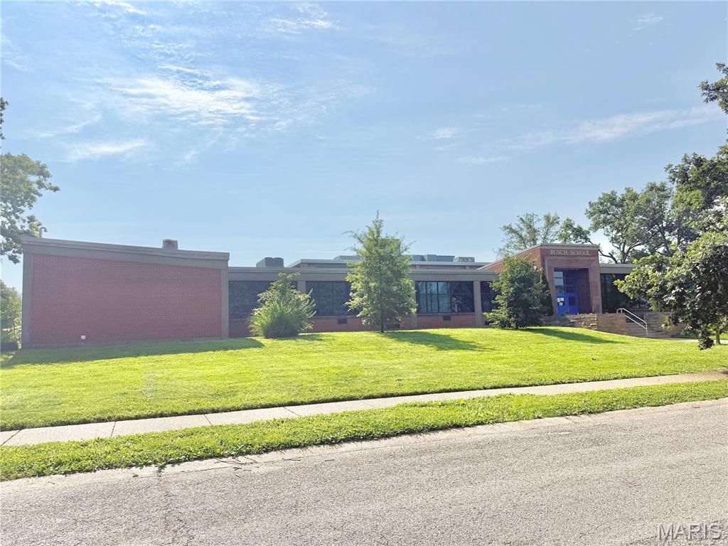 Louis Hill Estae - Residential