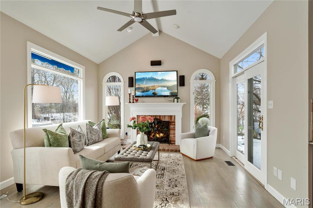 Kingscove Ct. - Residential