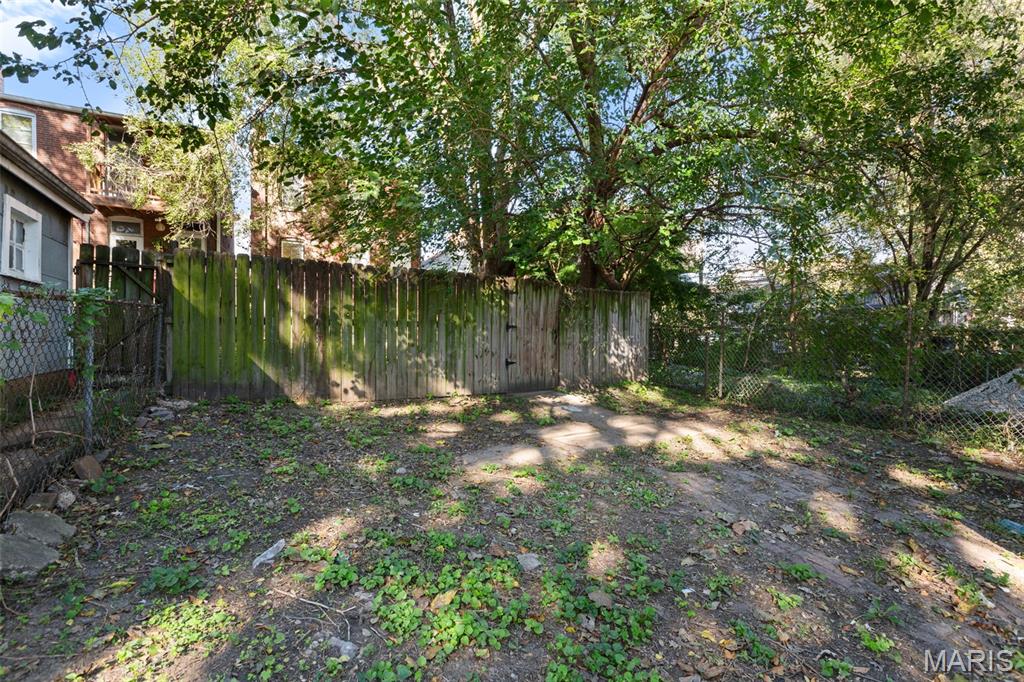 St Louis Commons Add - Residential