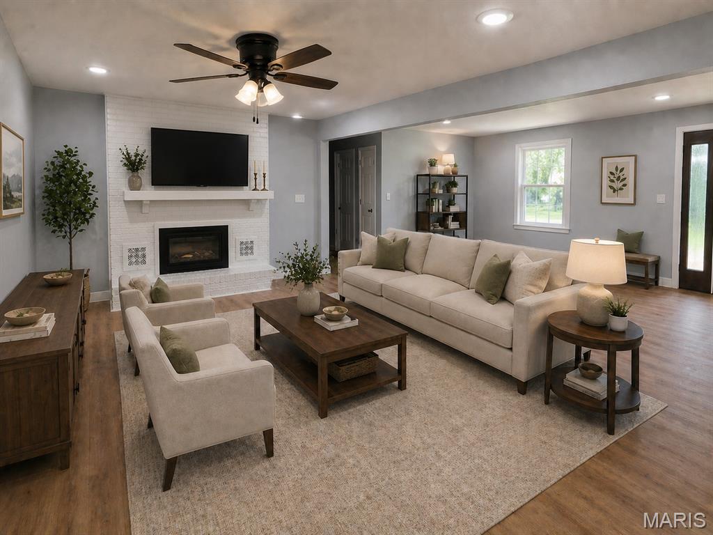 Chateau Manor - Residential
