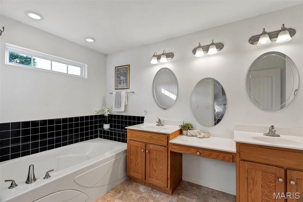 Deer Vly - Residential