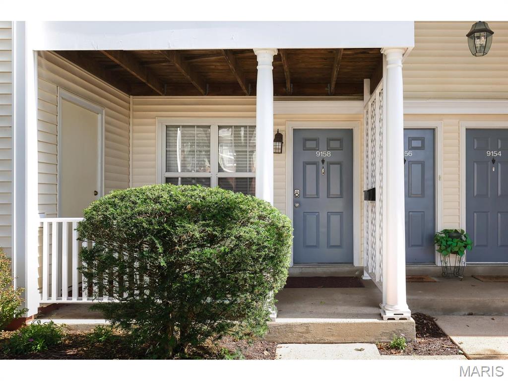 Brentwood Forest Condo Ph Eight - Residential