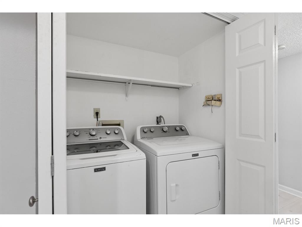 Brentwood Forest Condo Ph Eight - Residential
