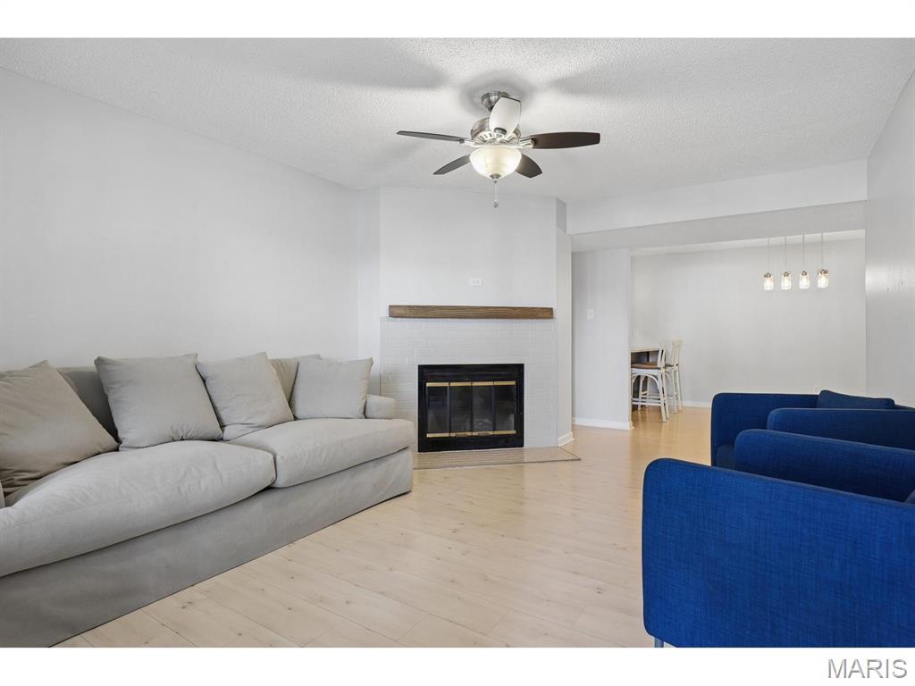 Brentwood Forest Condo Ph Eight - Residential