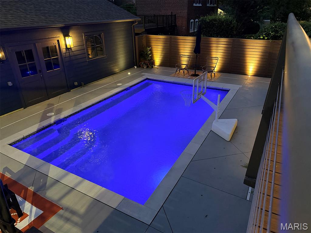 Lafayette Square - Residential