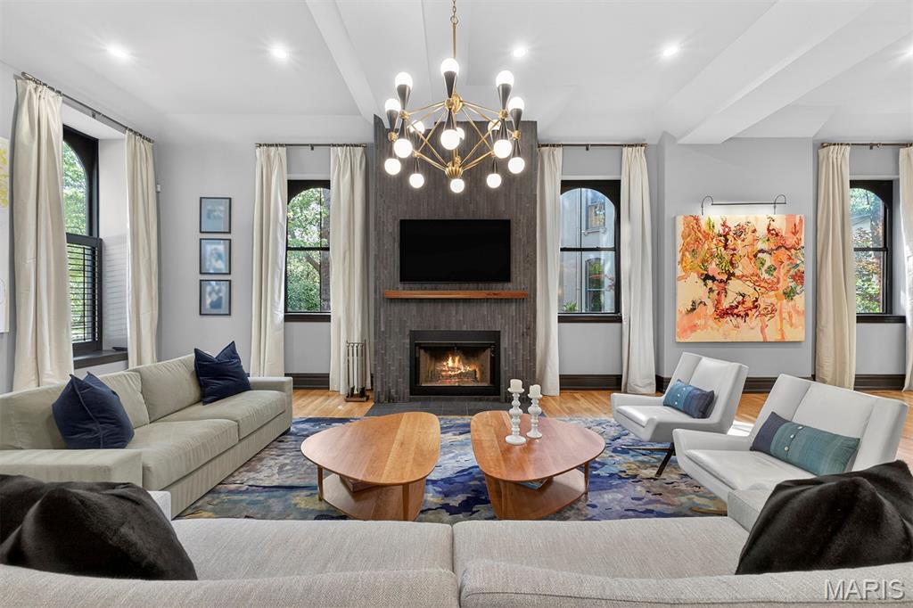 Lafayette Square - Residential