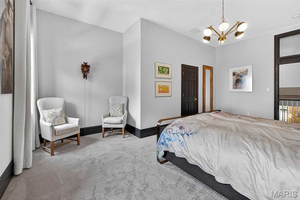 Lafayette Square - Residential